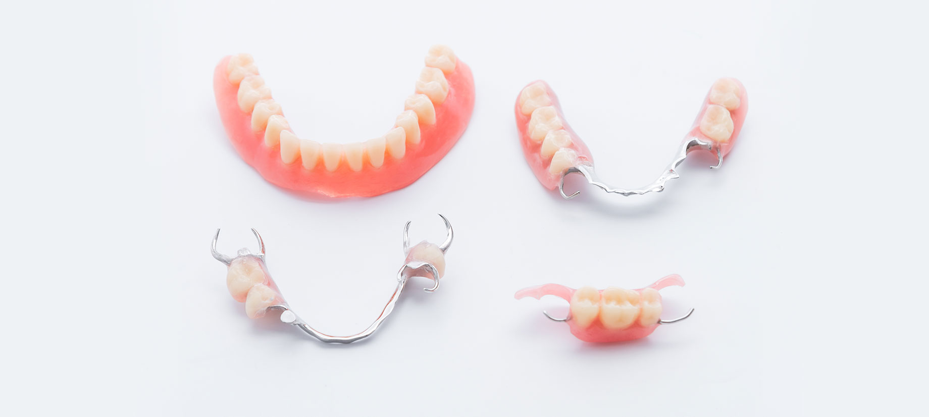 さまざまな種類から患者さまに合った入れ歯をお選びいただけます
